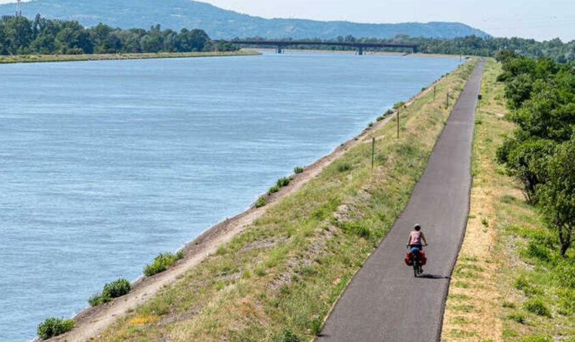 3 jours à vélo sur la  ViaRhôna  : de Tain l'Hermitage à Montélimar